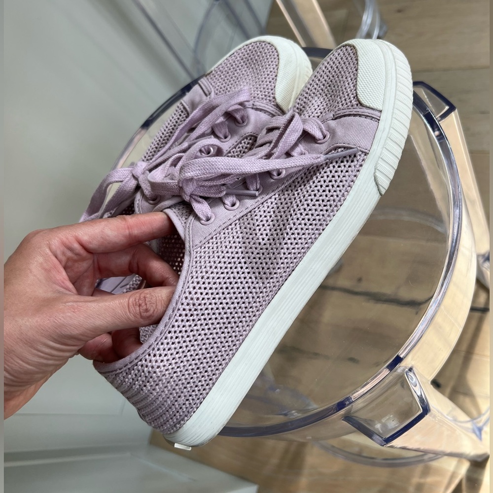 Tretorn Mesh Tournament Sneakers size 9